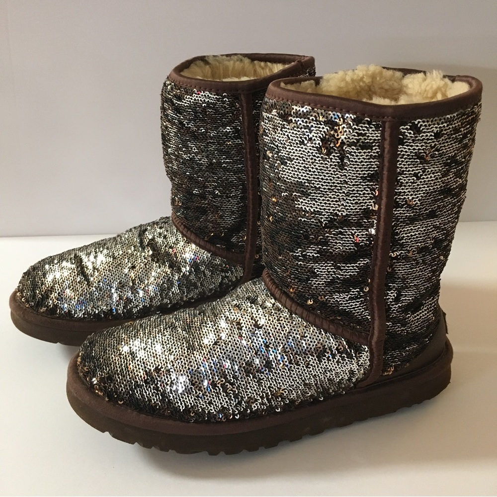 UGG Rare 2-Way Brown Leopard Sequin Size 7 Short Boots 1003387